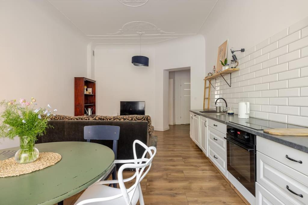 Apartament Rozeta Centrum 6Os Legnica Exterior photo